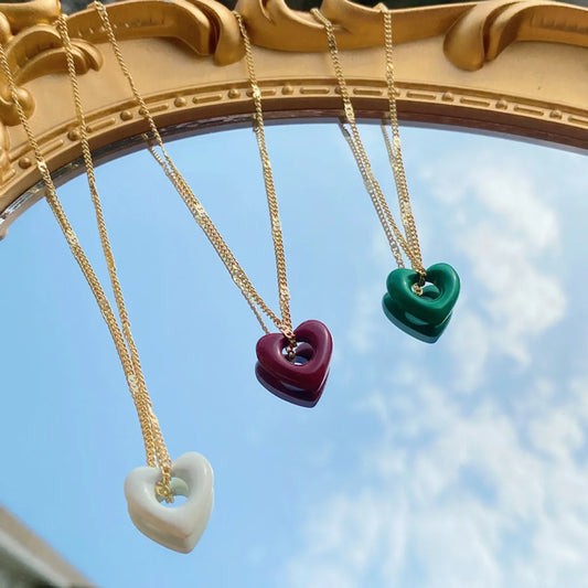 Simple Style Heart Shape Alloy Enamel Women's Pendant Necklace