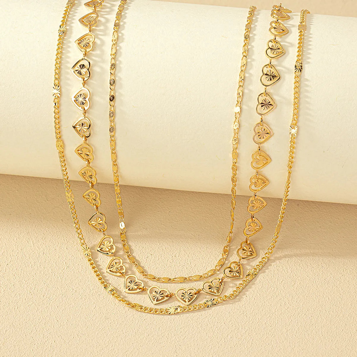 Simple Style Heart Shape Alloy Plating Gold Plated Women's Necklace