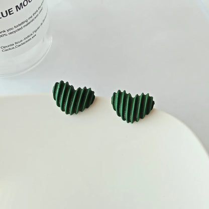 Simple Style Heart Shape Alloy Stoving Varnish Ear Studs