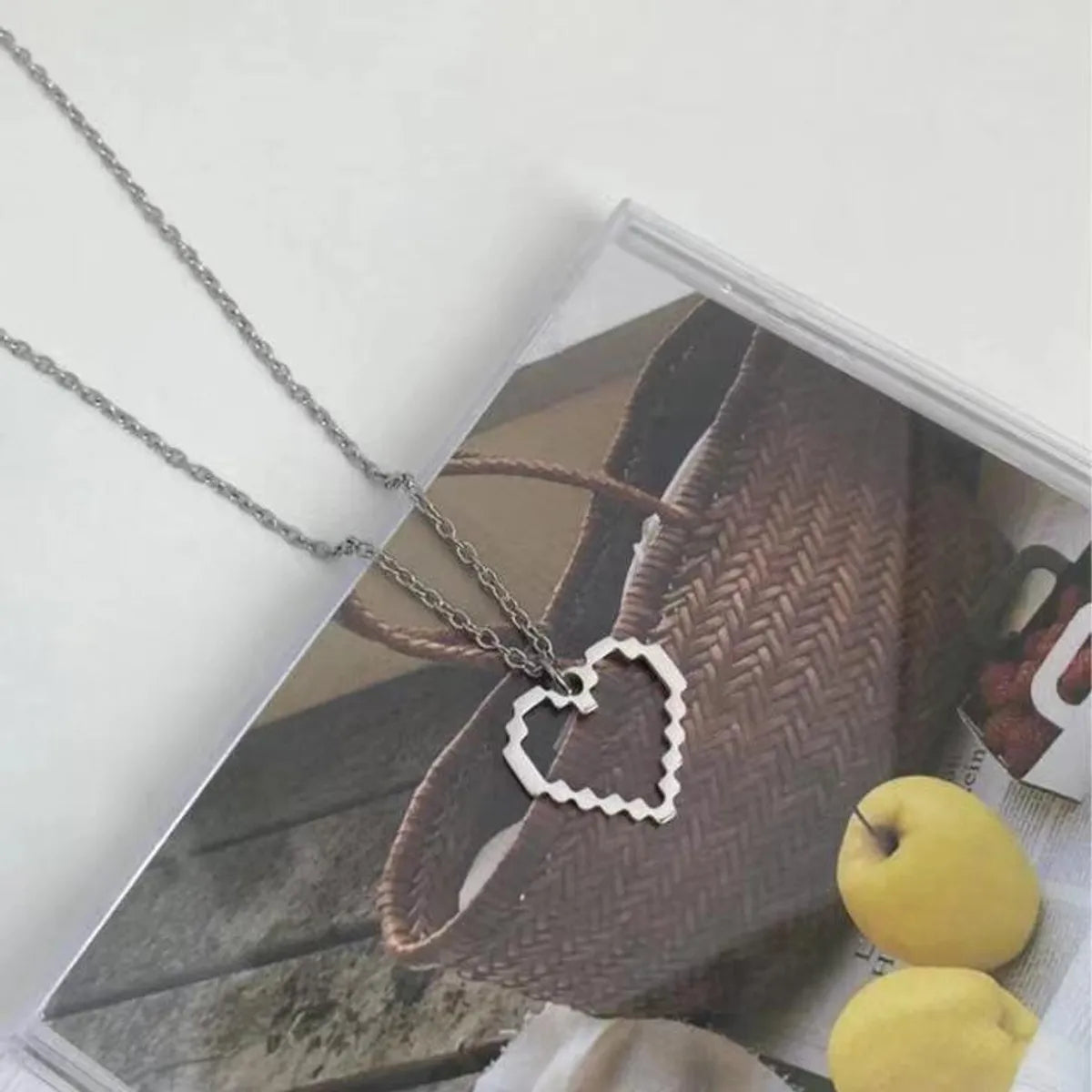 Simple Style Heart Shape Alloy Unisex Pendant Necklace