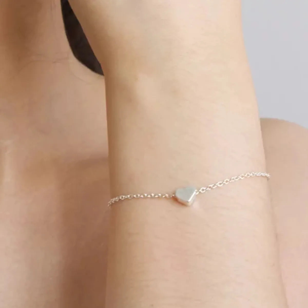 Simple Style Heart Shape Alloy Women's Bracelets