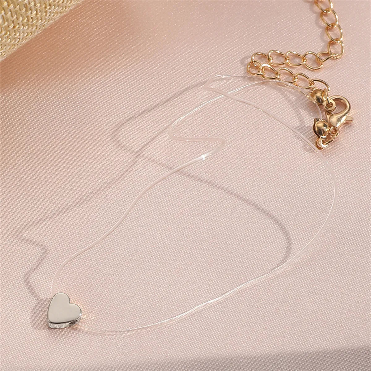 Simple Style Heart Shape Alloy Women'S Pendant Necklace