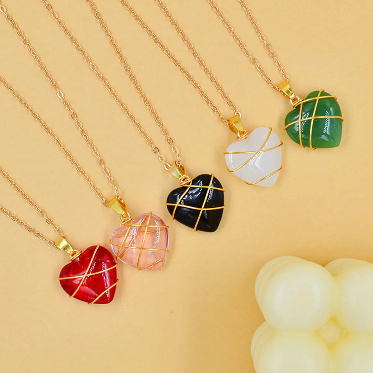 Simple Style Heart Shape Artificial Crystal Alloy Patchwork Women'S Pendant Necklace