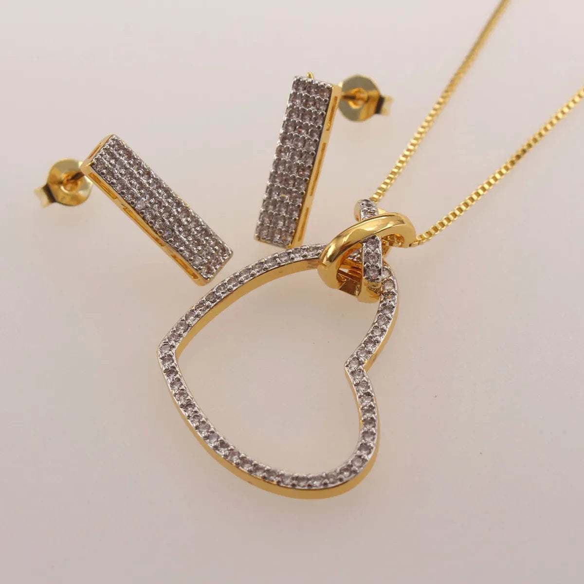 Simple Style Heart Shape Copper Plating Inlay Zircon Gold Plated Jewelry Set