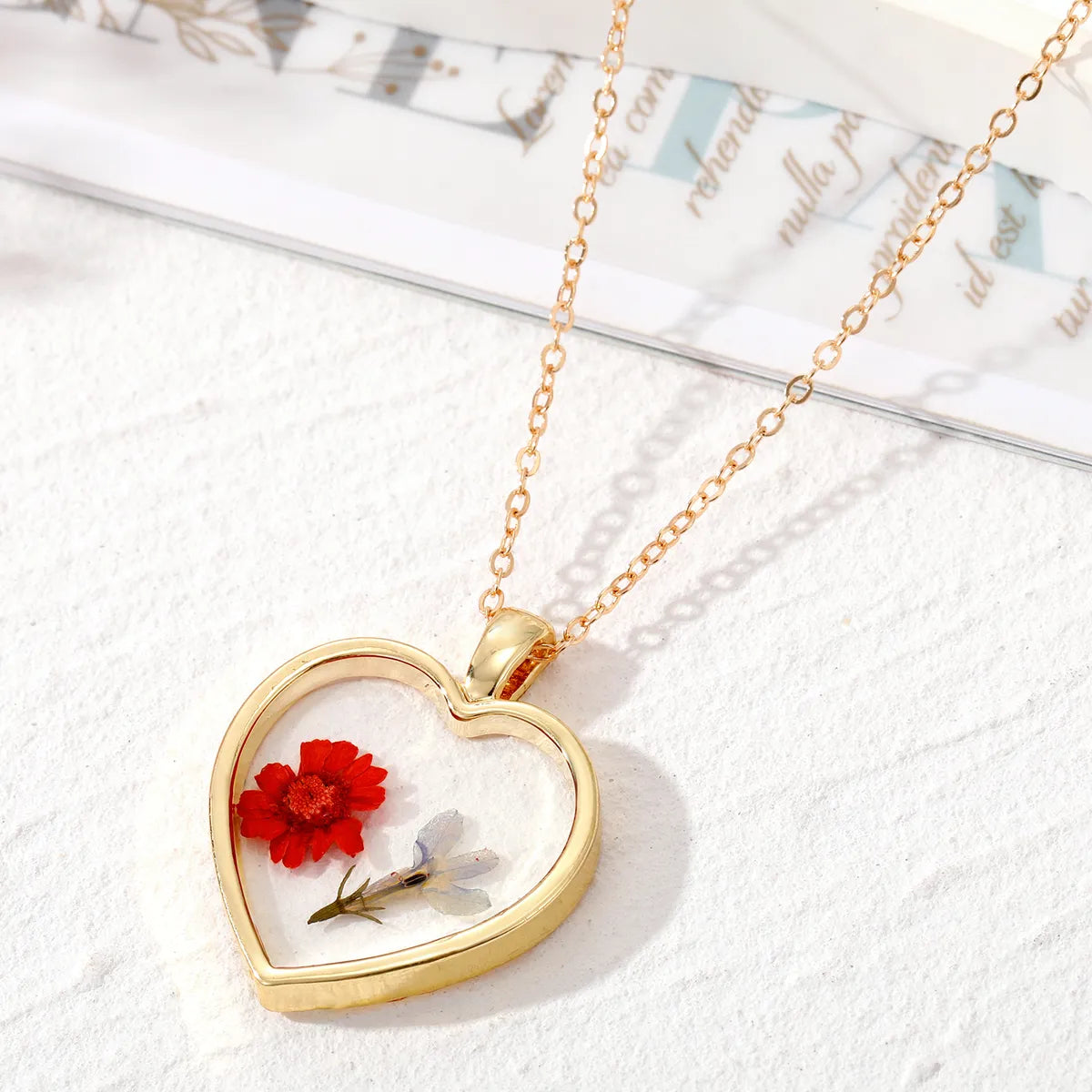 Simple Style Heart Shape Flower Alloy Epoxy Women'S Pendant Necklace 1 Piece