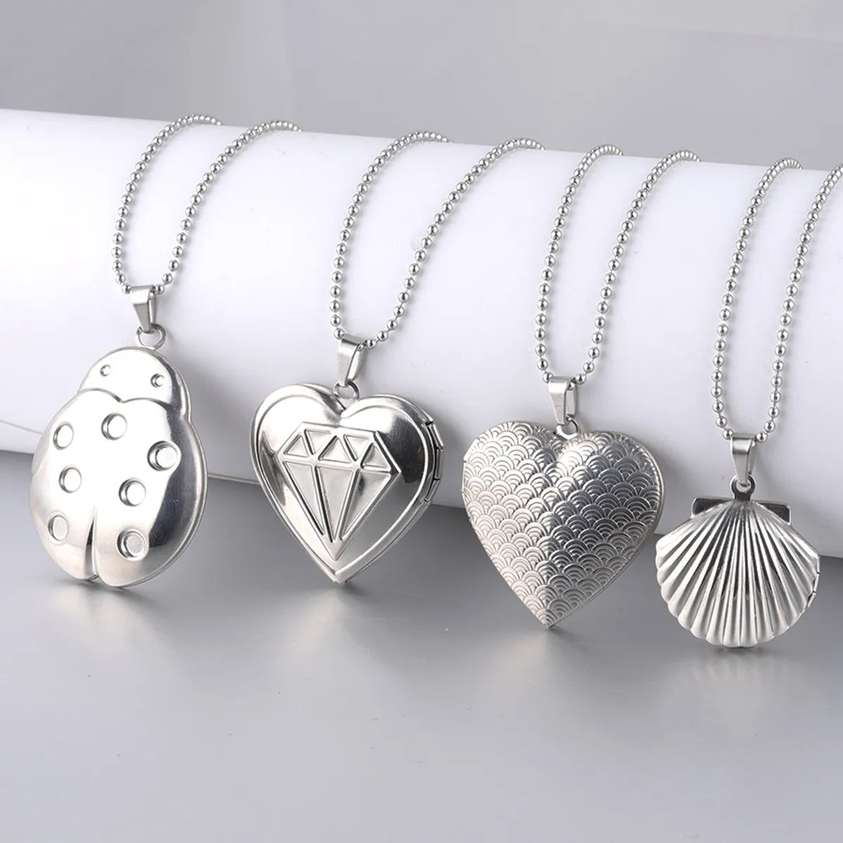 Simple Style Heart Shape Flower Rectangle Titanium Steel Polishing Plating Pendant Necklace