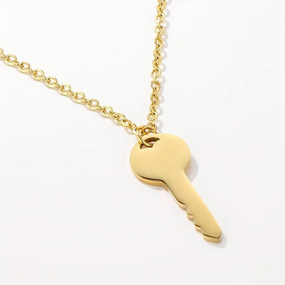 Simple Style Heart Shape Key Stainless Steel Plating 18k Gold Plated Pendant Necklace