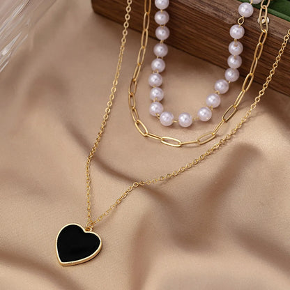 Simple Style Heart Shape Plastic Zinc Alloy Women's Three Layer Necklace