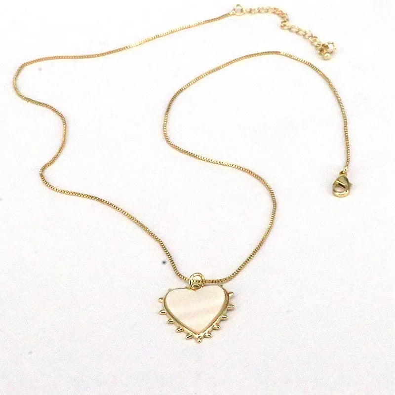 Simple Style Heart Shape Shell Plating Inlay Zircon Gold Plated Women'S Pendant Necklace