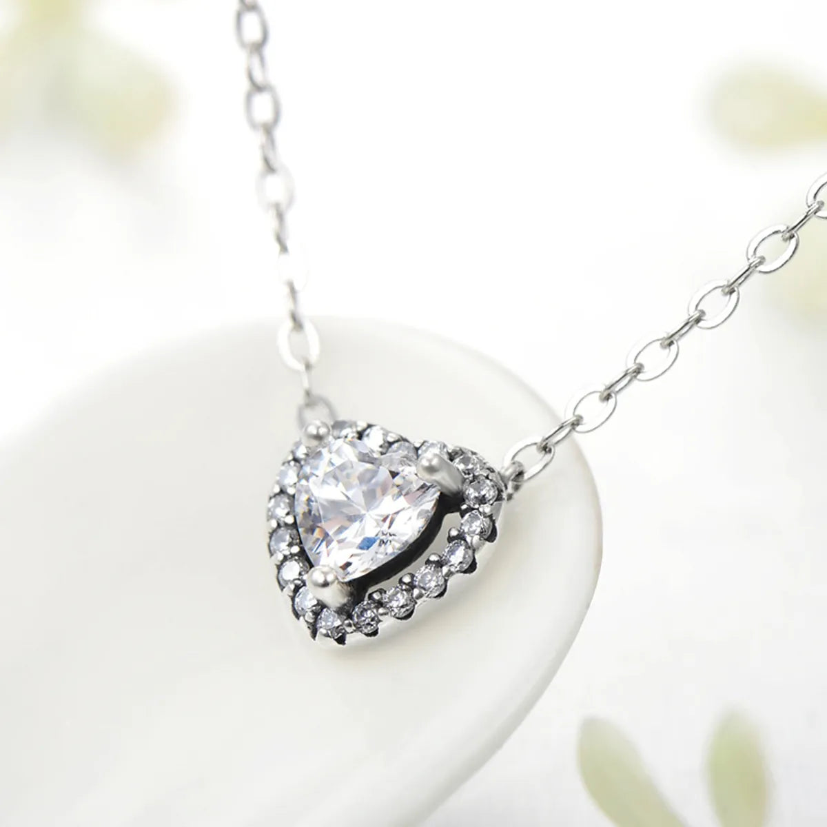 Simple Style Heart Shape Silver Plating Inlay Zircon Necklace 1 Piece