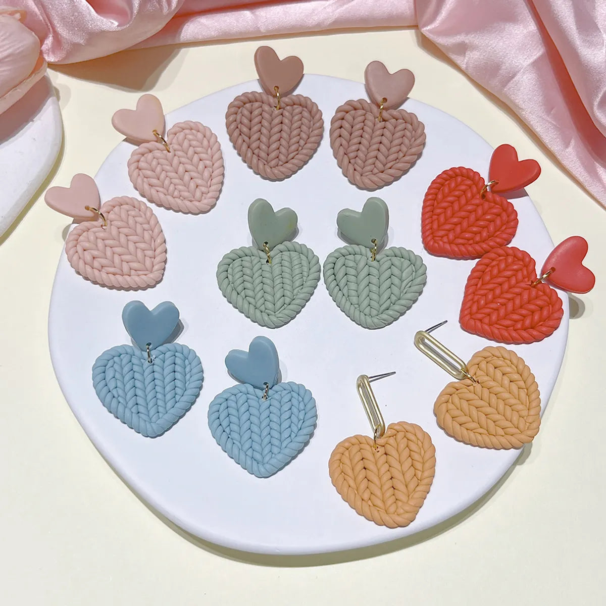 Simple Style Heart Shape Soft Clay Handmade Women's Drop Earrings 1 Pair