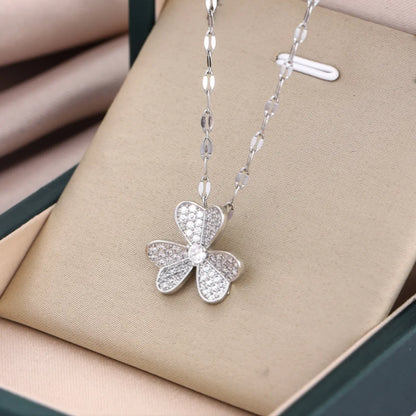 Simple Style Heart Shape Stainless Steel Copper Zircon Pendant Necklace In Bulk