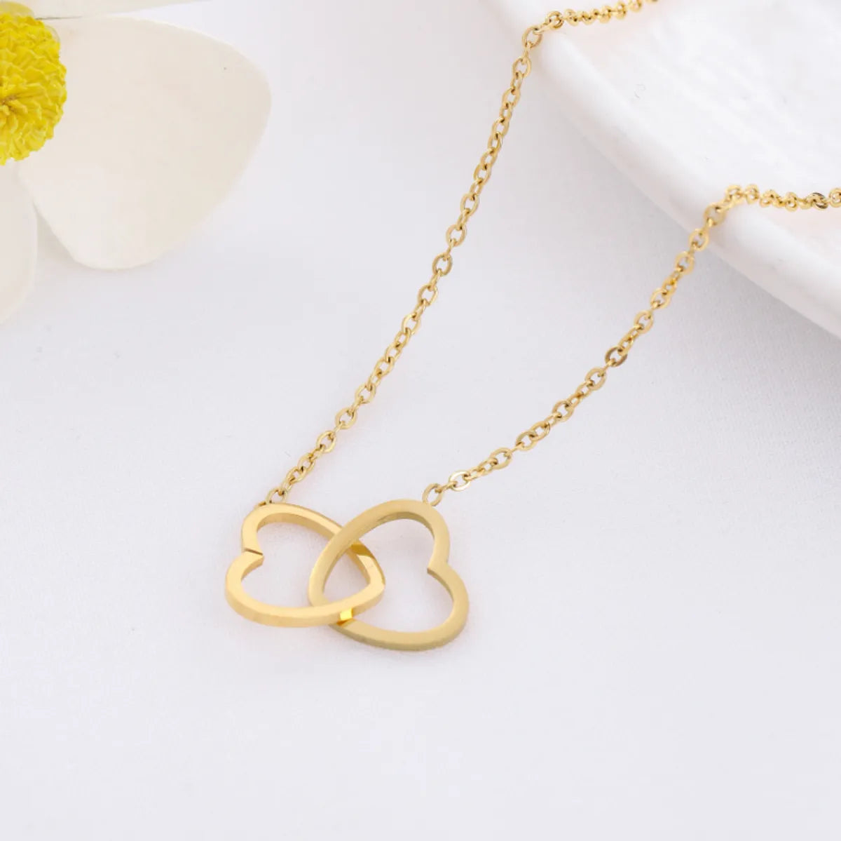 Simple Style Heart Shape Stainless Steel Hollow Out Pendant Necklace