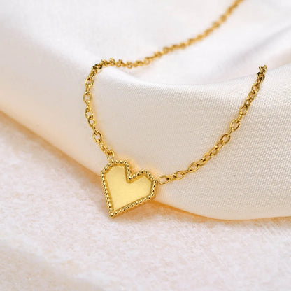 Simple Style Heart Shape Stainless Steel Pendant Necklace In Bulk