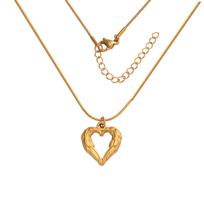 Simple Style Heart Shape Stainless Steel Plating Hollow Out 18k Gold Plated Rose Gold Plated Pendant Necklace Necklace