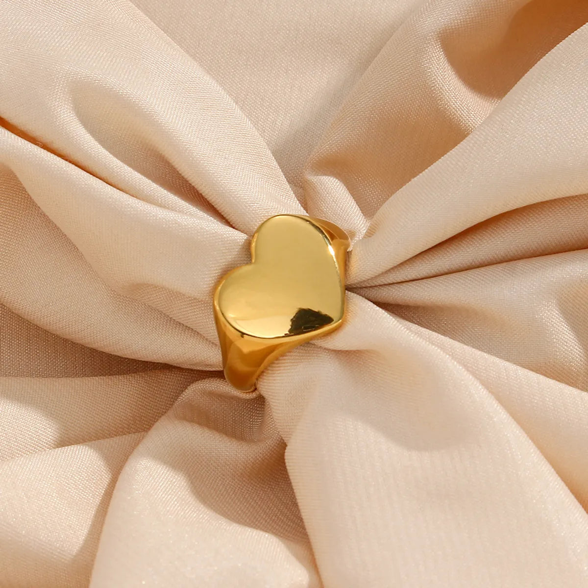 Simple Style Heart Shape Stainless Steel Gold Plated Rings