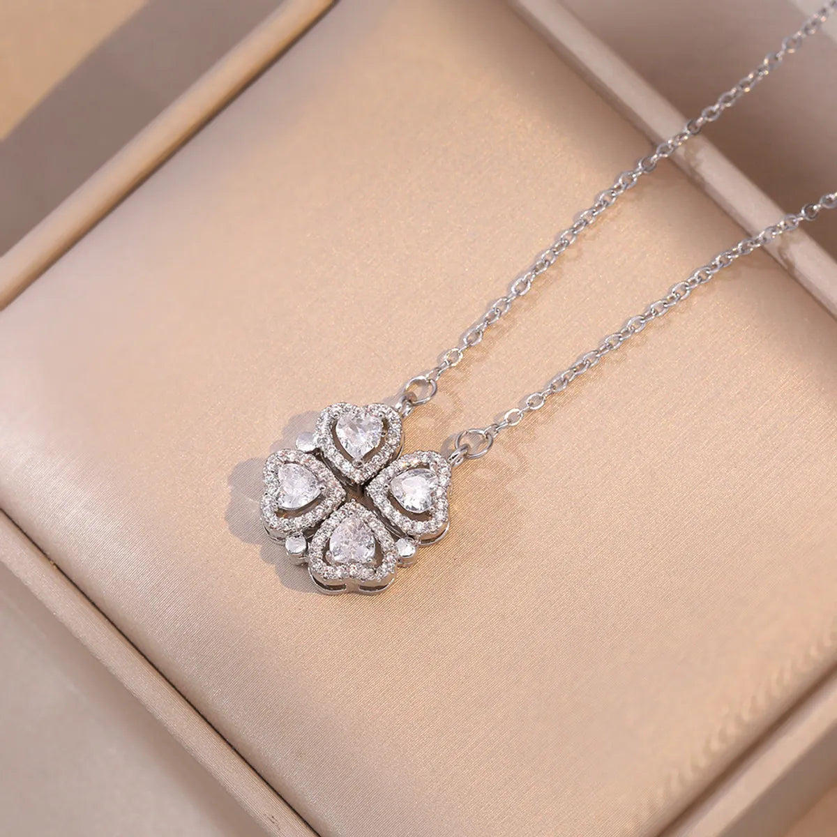 Simple Style Heart Shape Titanium Steel Inlay Rhinestones Women'S Pendant Necklace