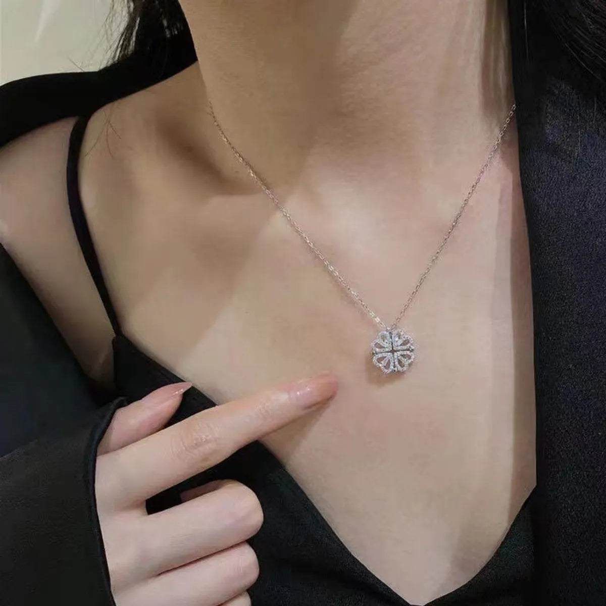 Simple Style Heart Shape Titanium Steel Inlay Zircon Pendant Necklace