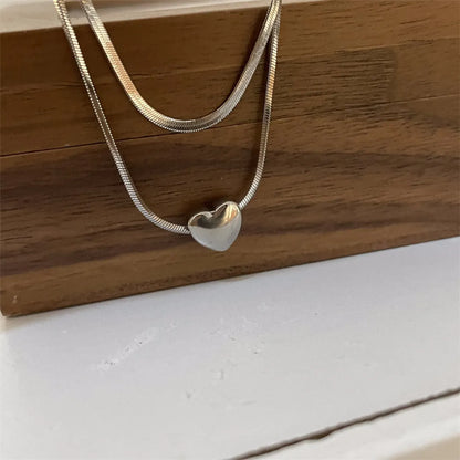 Simple Style Heart Shape Titanium Steel Layered Necklaces