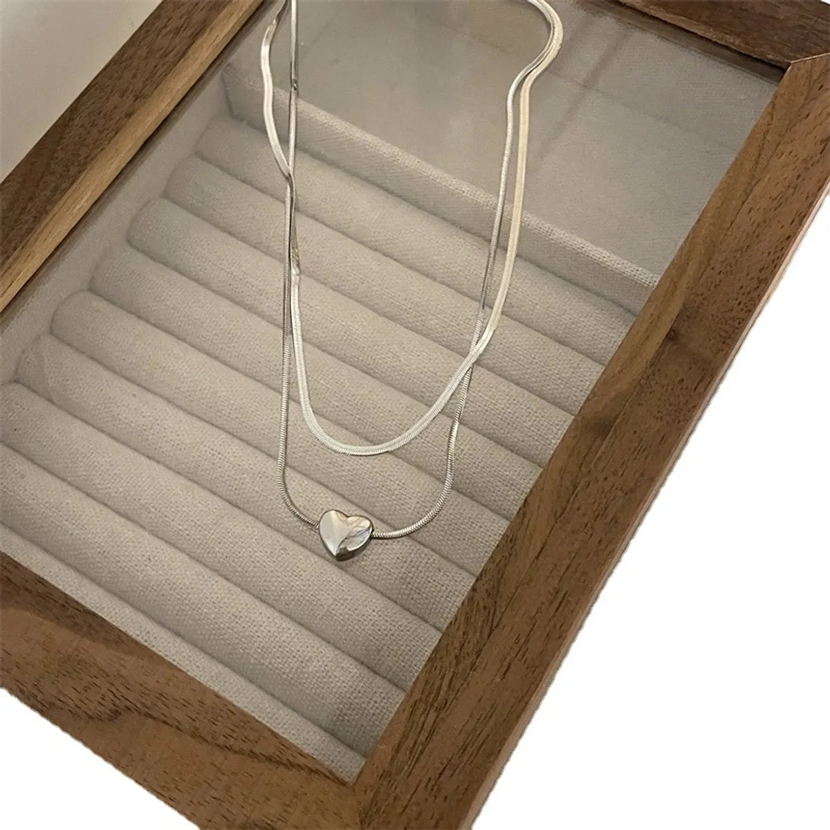 Simple Style Heart Shape Titanium Steel Layered Necklaces