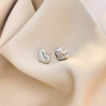 Simple Style Heart Shape Titanium Steel Plating Ear Studs 1 Pair