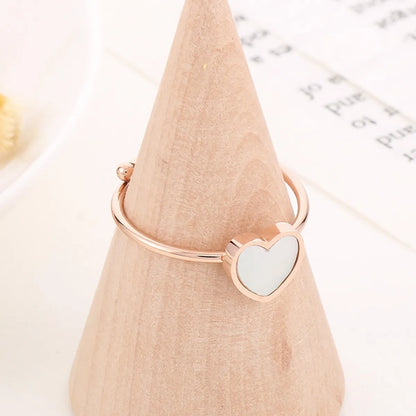 Simple Style Heart Shape Titanium Steel Plating Inlay Shell 18k Gold Plated Rings