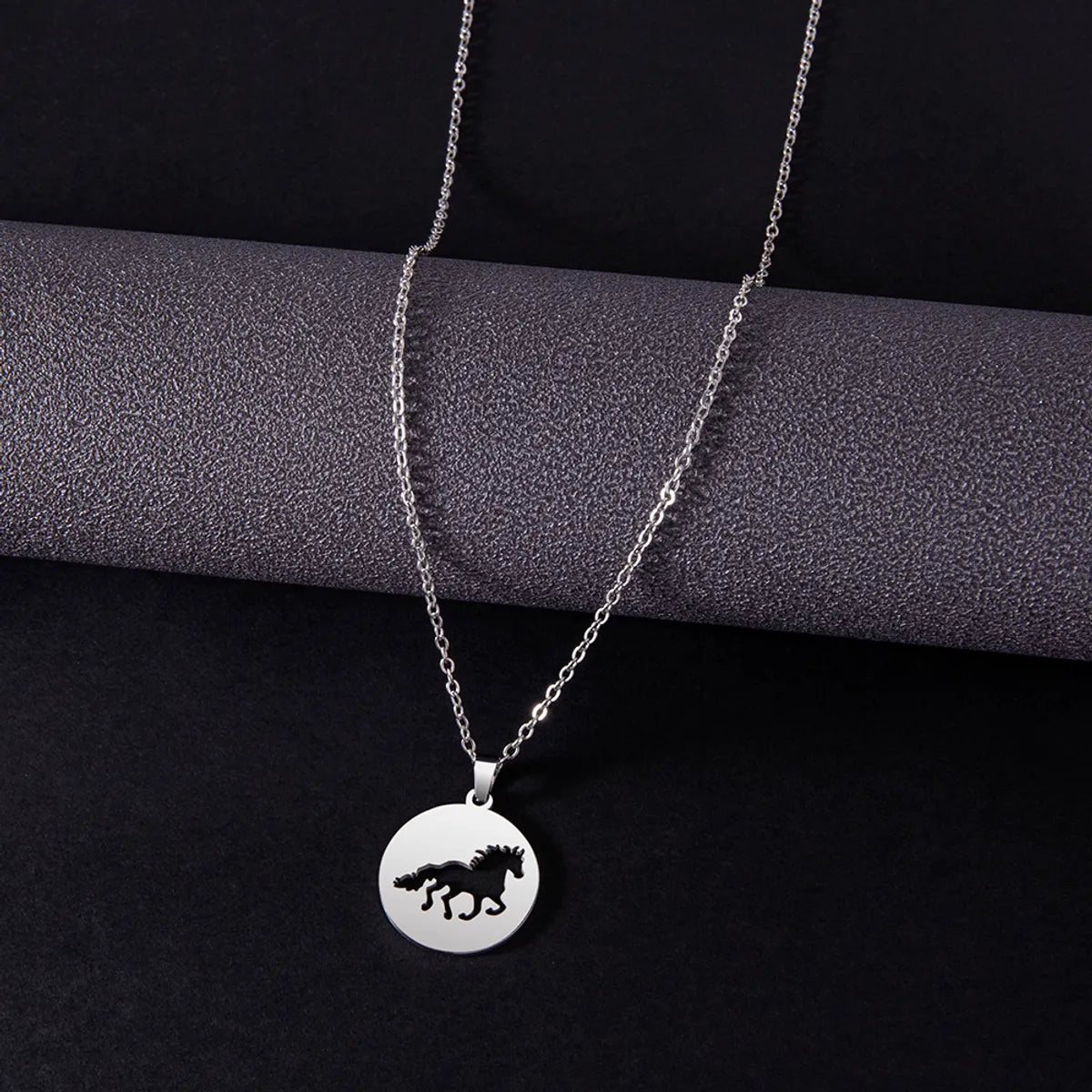 Simple Style Horse Stainless Steel Hollow Out No Inlaid Pendant Necklace