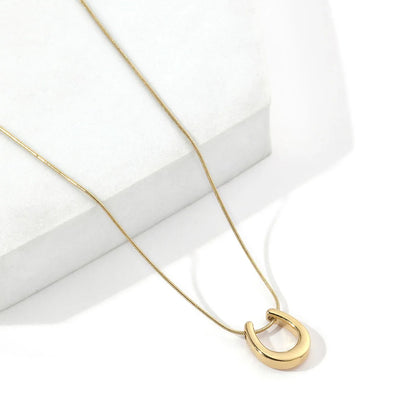 Simple Style Horseshoe Titanium Steel Polishing Plating 18k Gold Plated Pendant Necklace