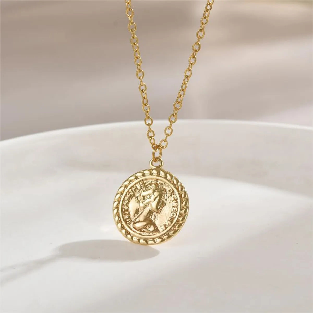 Simple Style Human Face Map Cat Stainless Steel Copper 18k Gold Plated Zircon Pendant Necklace In Bulk