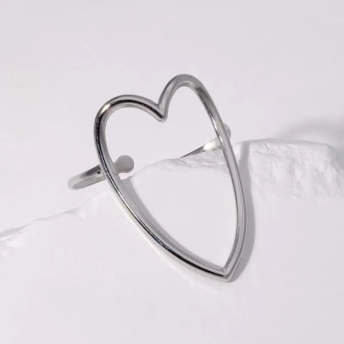 Simple Style Irregular Heart Shape Solid Color Titanium Steel Plating Open Rings