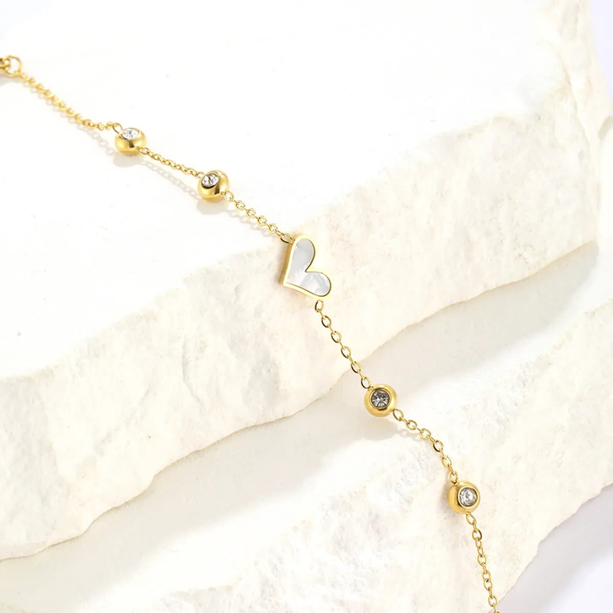 Simple Style Korean Style Heart Shape Stainless Steel Plating Inlay Artificial Diamond 18k Gold Plated Bracelets