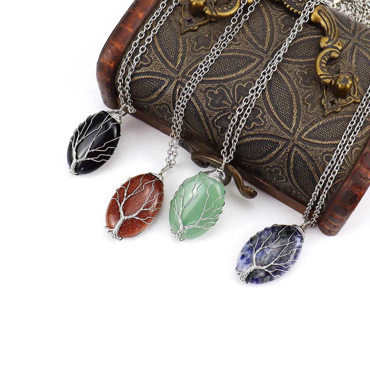 Simple Style Leaf Alloy Natural Stone Knitting Pendant Necklace