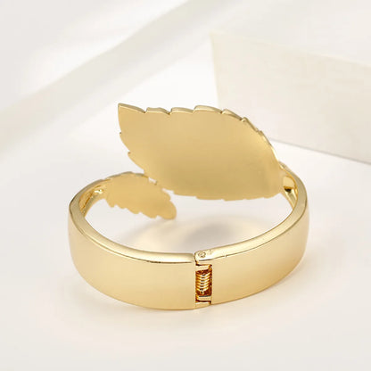 Simple Style Leaves Alloy Plating Gold Plated Women's Bangle