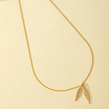 Simple Style Leaves Alloy Plating Gold Plated Women's Pendant Necklace