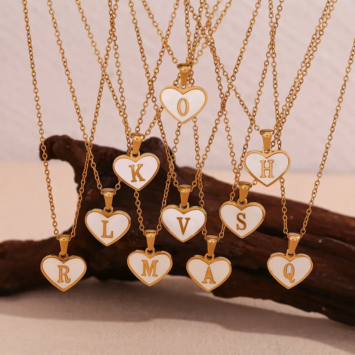 Wholesale Jewelry Simple Style Letter Heart Shape 304 Stainless Steel Shell Plating Pendant Necklace