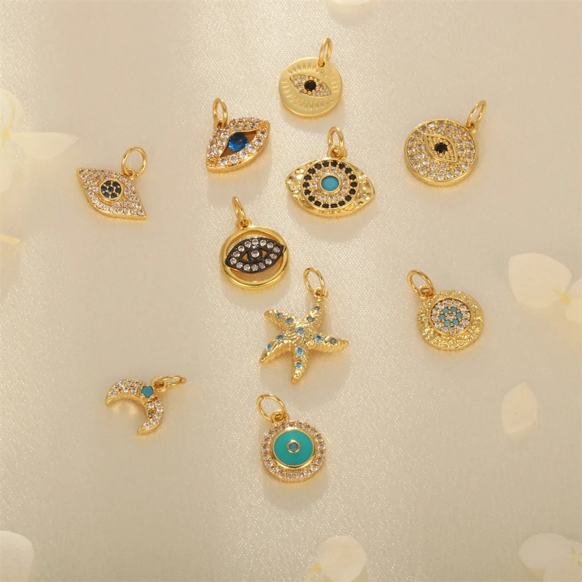 Simple Style Moon Starfish Eye Copper Plating Inlay Zircon 18k Gold Plated Charms