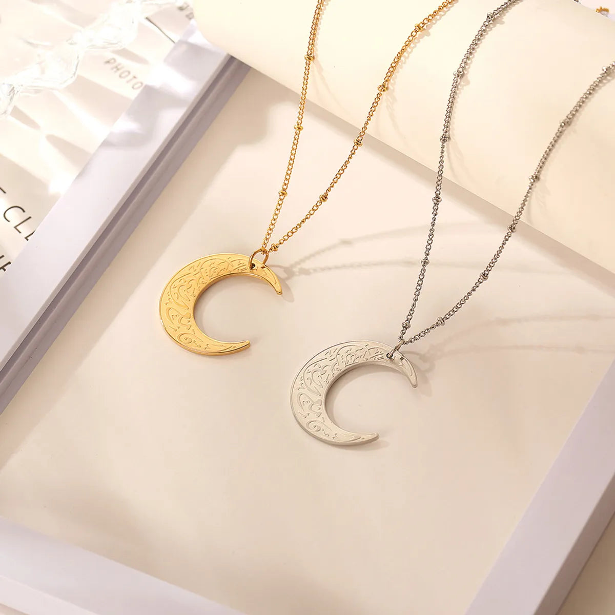 Simple Style Moon Titanium Steel Plating Pendant Necklace 1 Piece