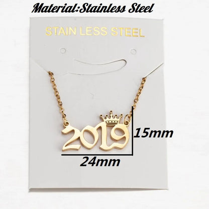 Simple Style Number Crown Titanium Steel Hollow Out Necklace 1 Piece