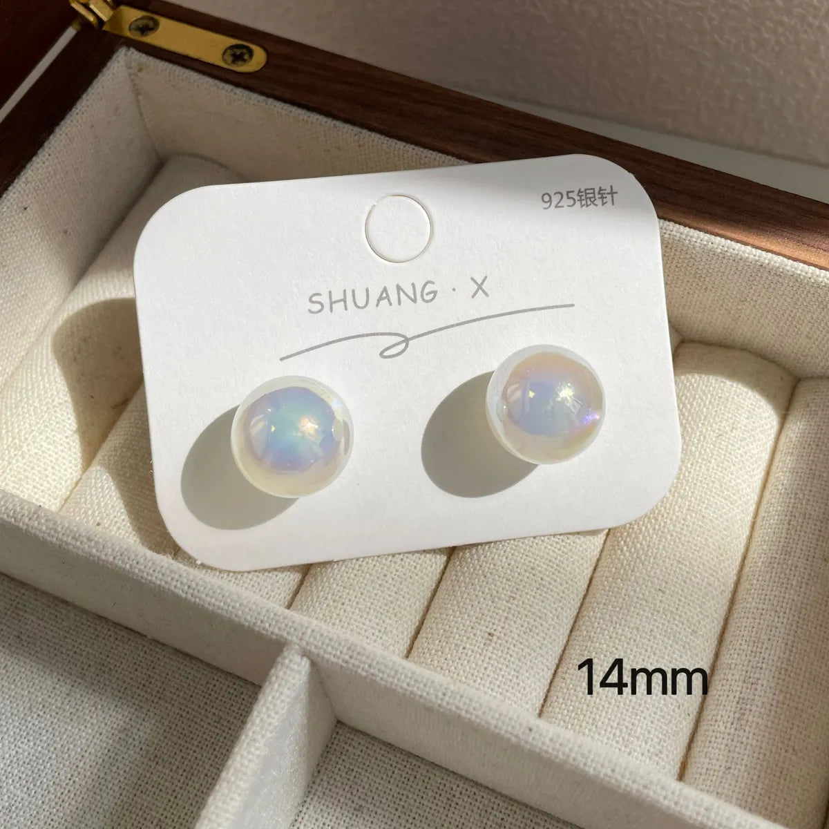 Simple Style Pearl Alloy Stoving Varnish Artificial Pearls Women'S Ear Studs 1 Pair