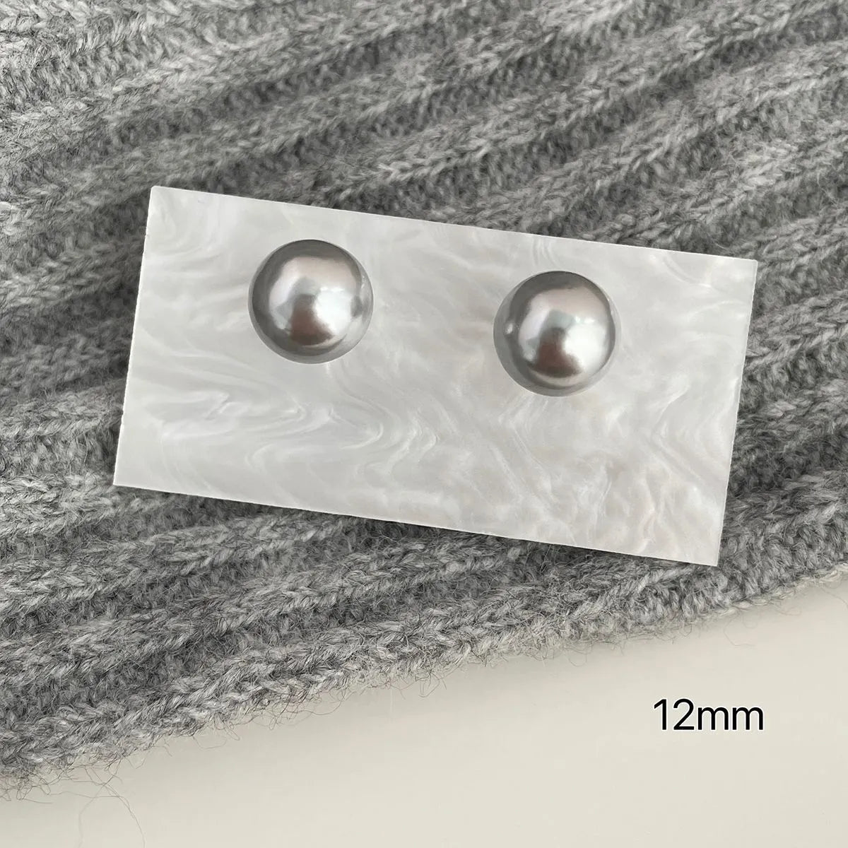 Simple Style Pearl Alloy Stoving Varnish Artificial Pearls Women'S Ear Studs 1 Pair