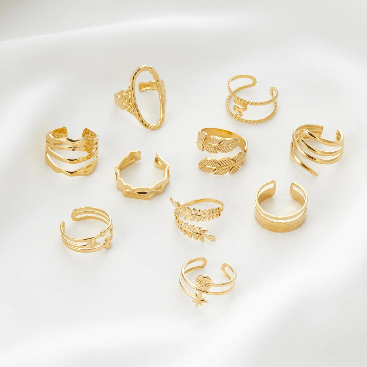 Simple Style Pentagon Leaves Stainless Steel Asymmetrical 18k Gold Plated Open Rings