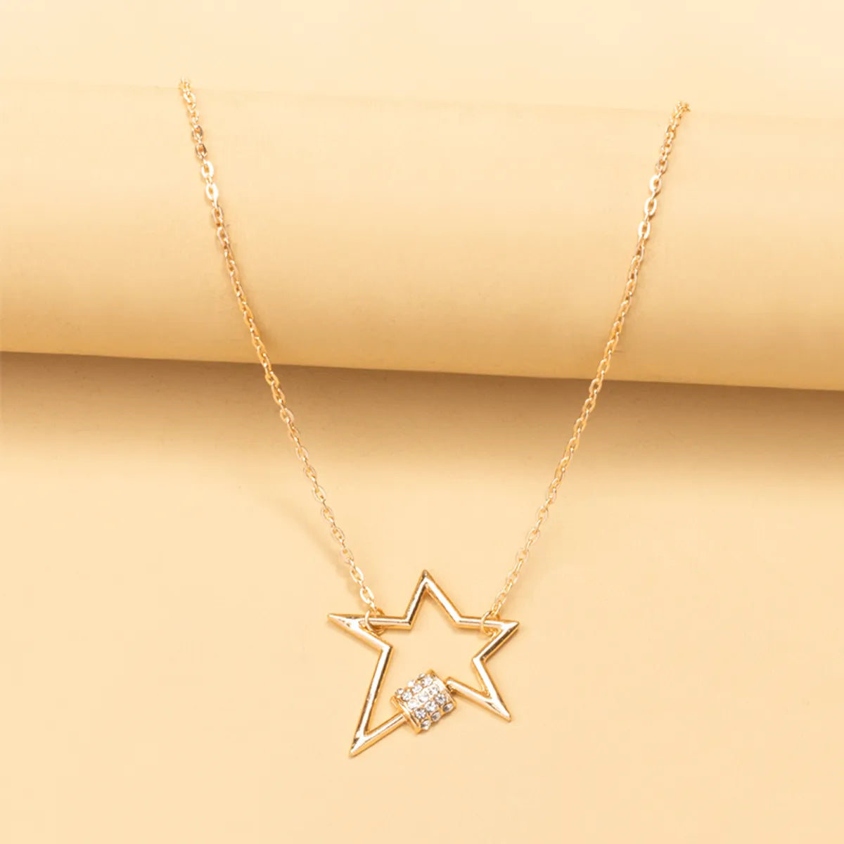 Simple Style Pentagram Alloy Plating Inlay Rhinestone Pendant Necklace