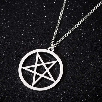 Wholesale Jewelry Simple Style Pentagram Round Alloy Iron Plating Hollow Out Pendant Necklace