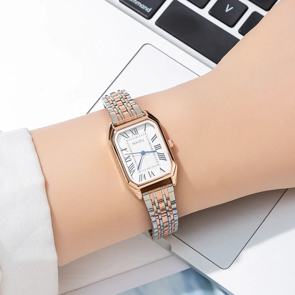 Simple Style Rectangle Quartz Women'S Watches