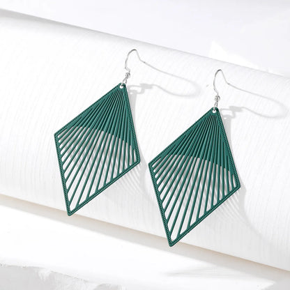 Simple Style Rhombus Alloy Hollow Out Women'S Drop Earrings