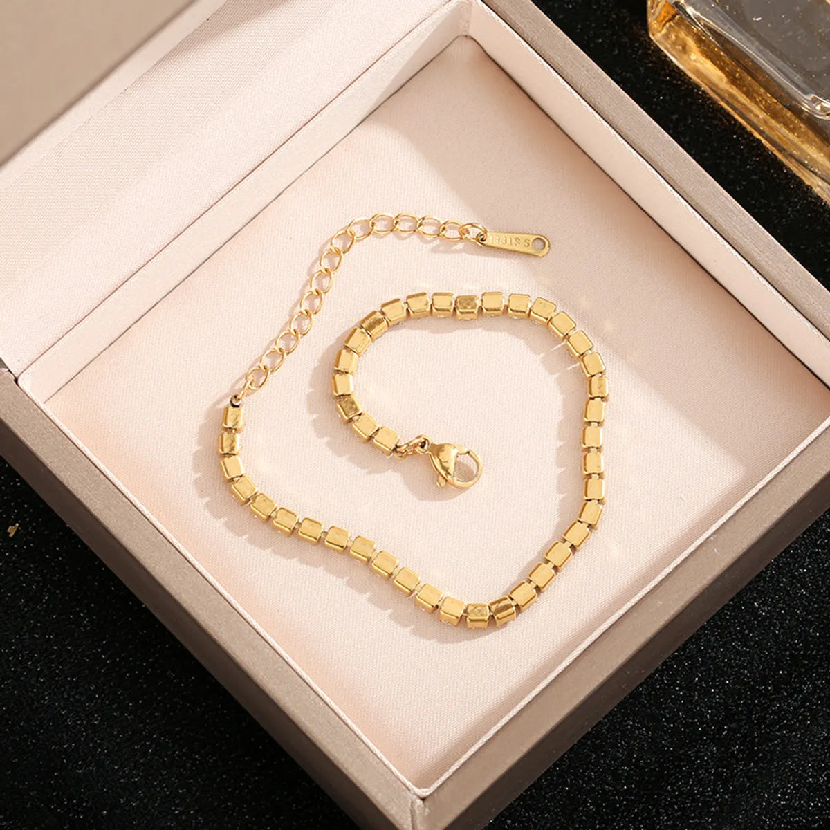 Simple Style Round 304 Stainless Steel Gold Plated Zircon Bracelets In Bulk