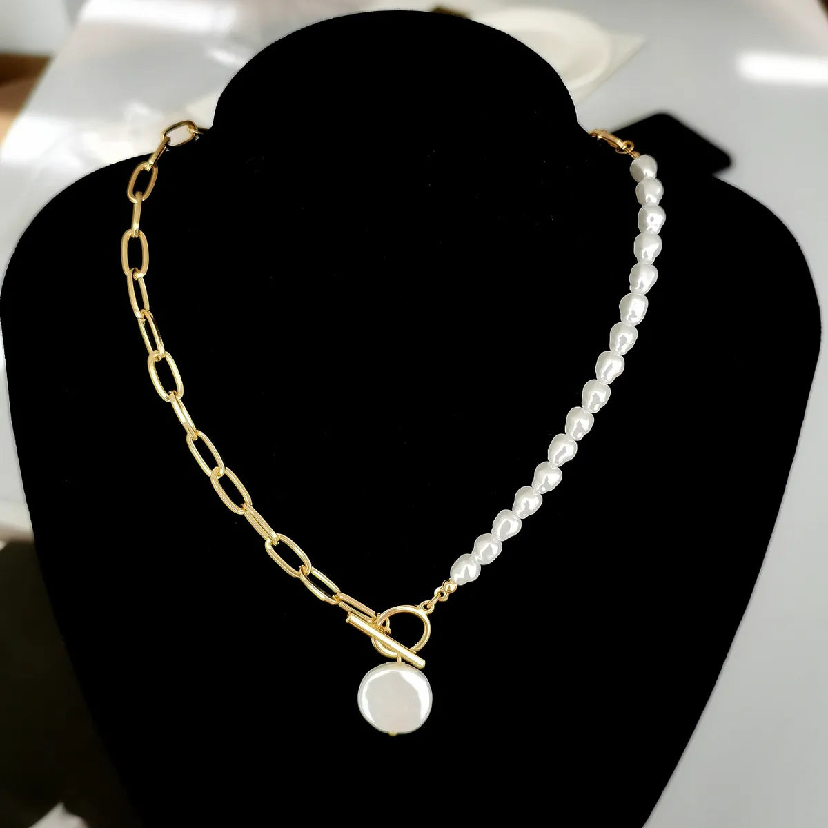 Wholesale Jewelry Simple Style Round Artificial Pearl Iron Plating Pendant Necklace