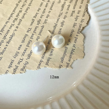 Simple Style Round Artificial Pearl Silver Needle Patchwork Women'S Ear Studs