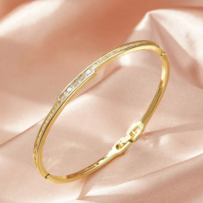 Simple Style Round Copper Inlay Zircon Bangle