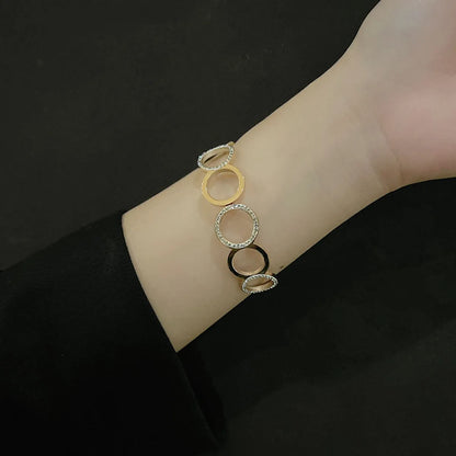 Simple Style Round Heart Shape Snake Titanium Steel Plating Inlay Rhinestones Shell 18k Gold Plated Bangle